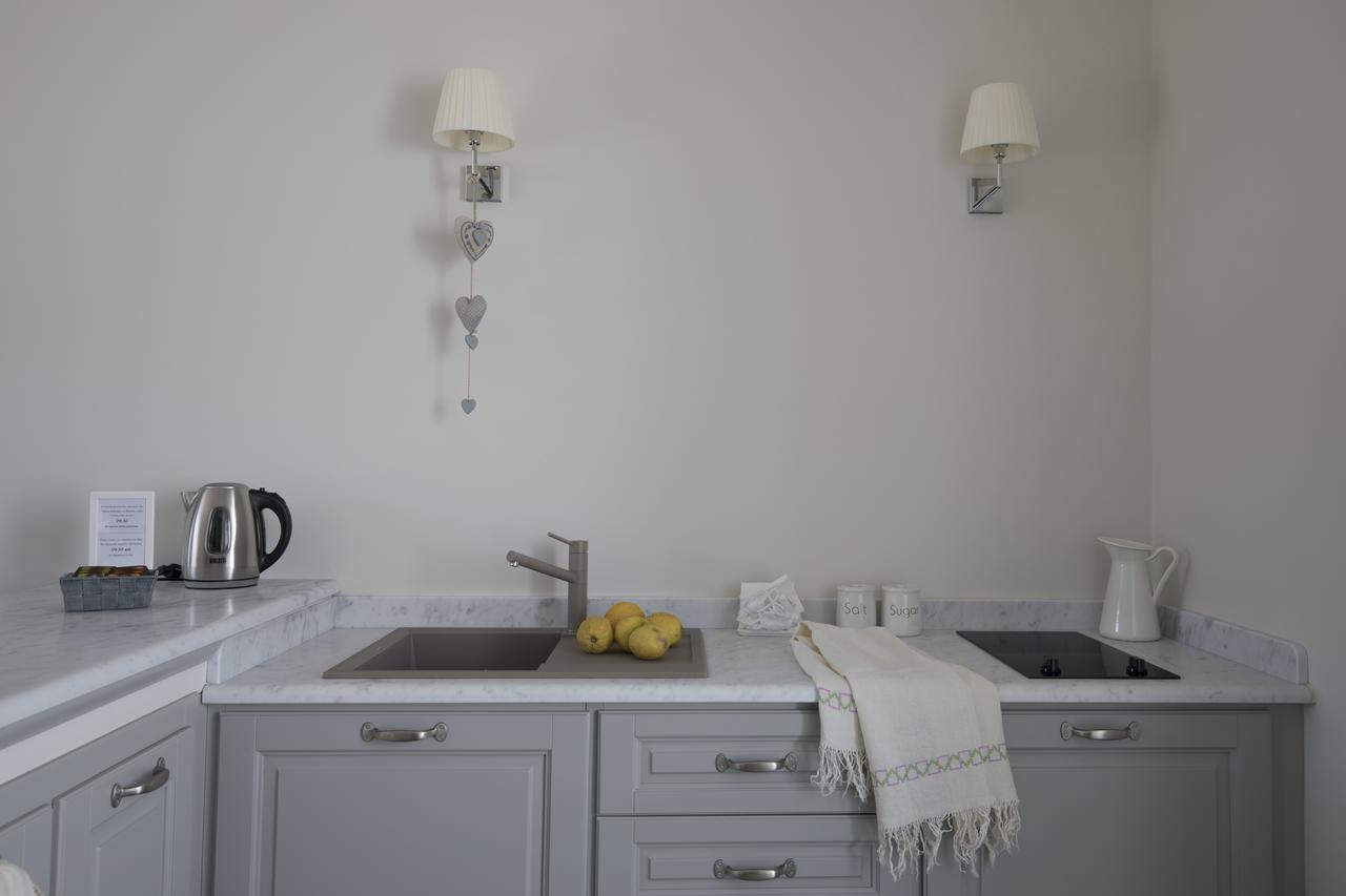 Maridea Casa Vacanza- Le Alcove Sul Mare Suites Πόντσα Εξωτερικό φωτογραφία