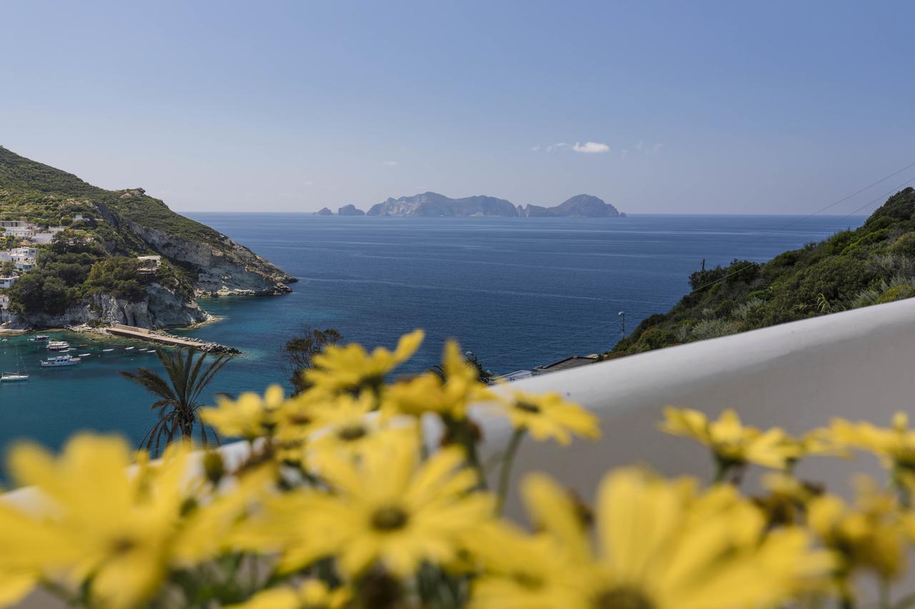 Maridea Casa Vacanza- Le Alcove Sul Mare Suites Πόντσα Εξωτερικό φωτογραφία