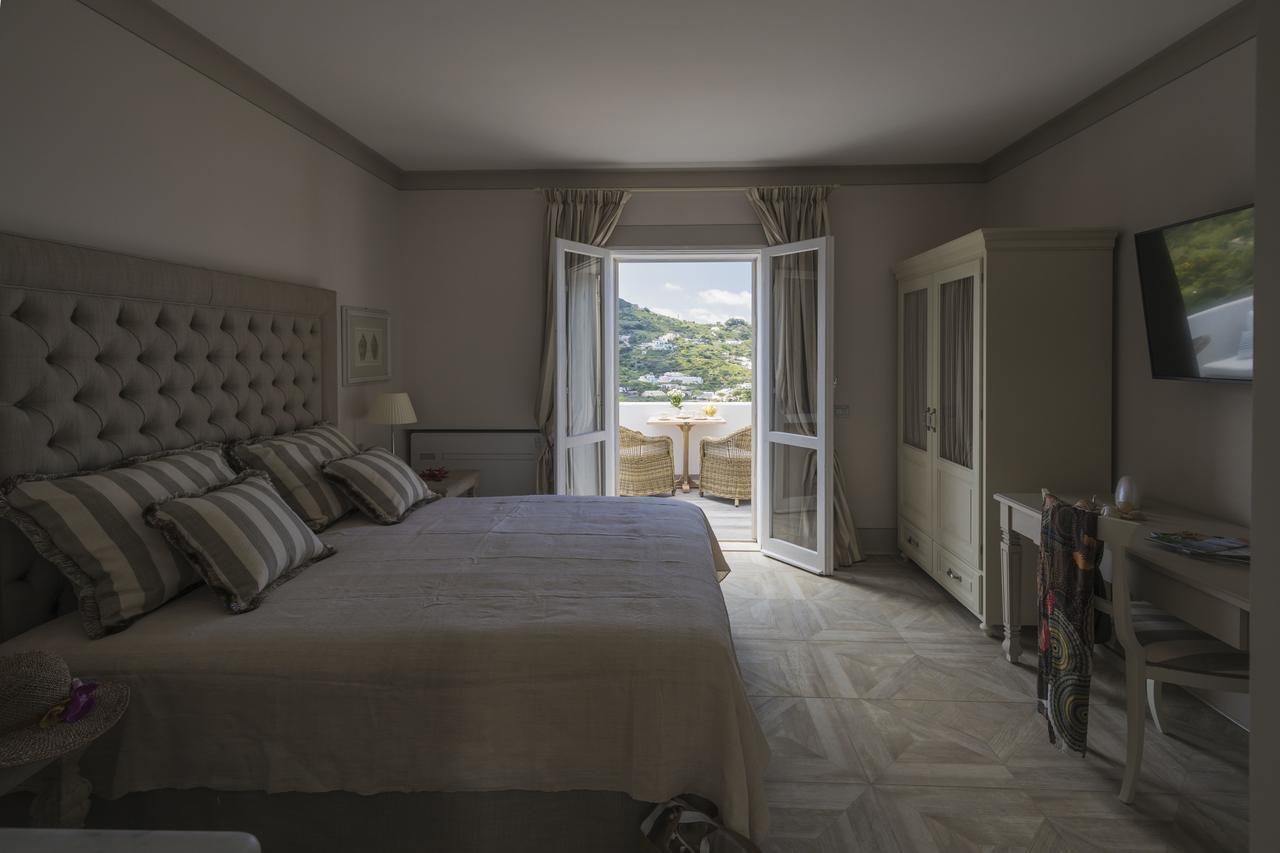 Maridea Casa Vacanza- Le Alcove Sul Mare Suites Πόντσα Εξωτερικό φωτογραφία