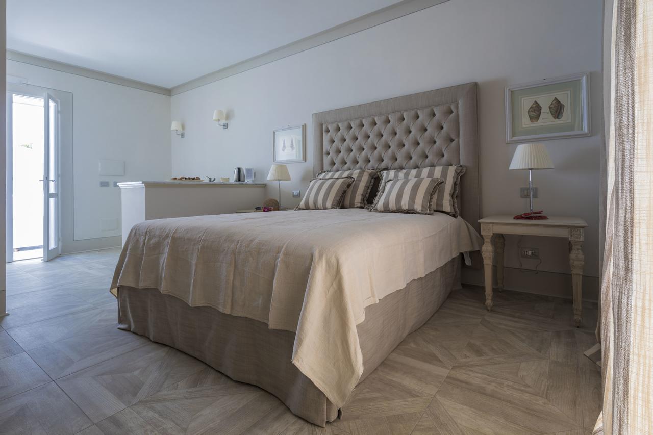 Maridea Casa Vacanza- Le Alcove Sul Mare Suites Πόντσα Εξωτερικό φωτογραφία