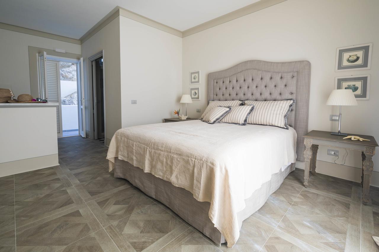 Maridea Casa Vacanza- Le Alcove Sul Mare Suites Πόντσα Εξωτερικό φωτογραφία